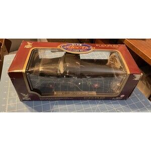 NOS 1990's Road Legends Collection Series 1953 Ford Pick Up Black 1:18 92148